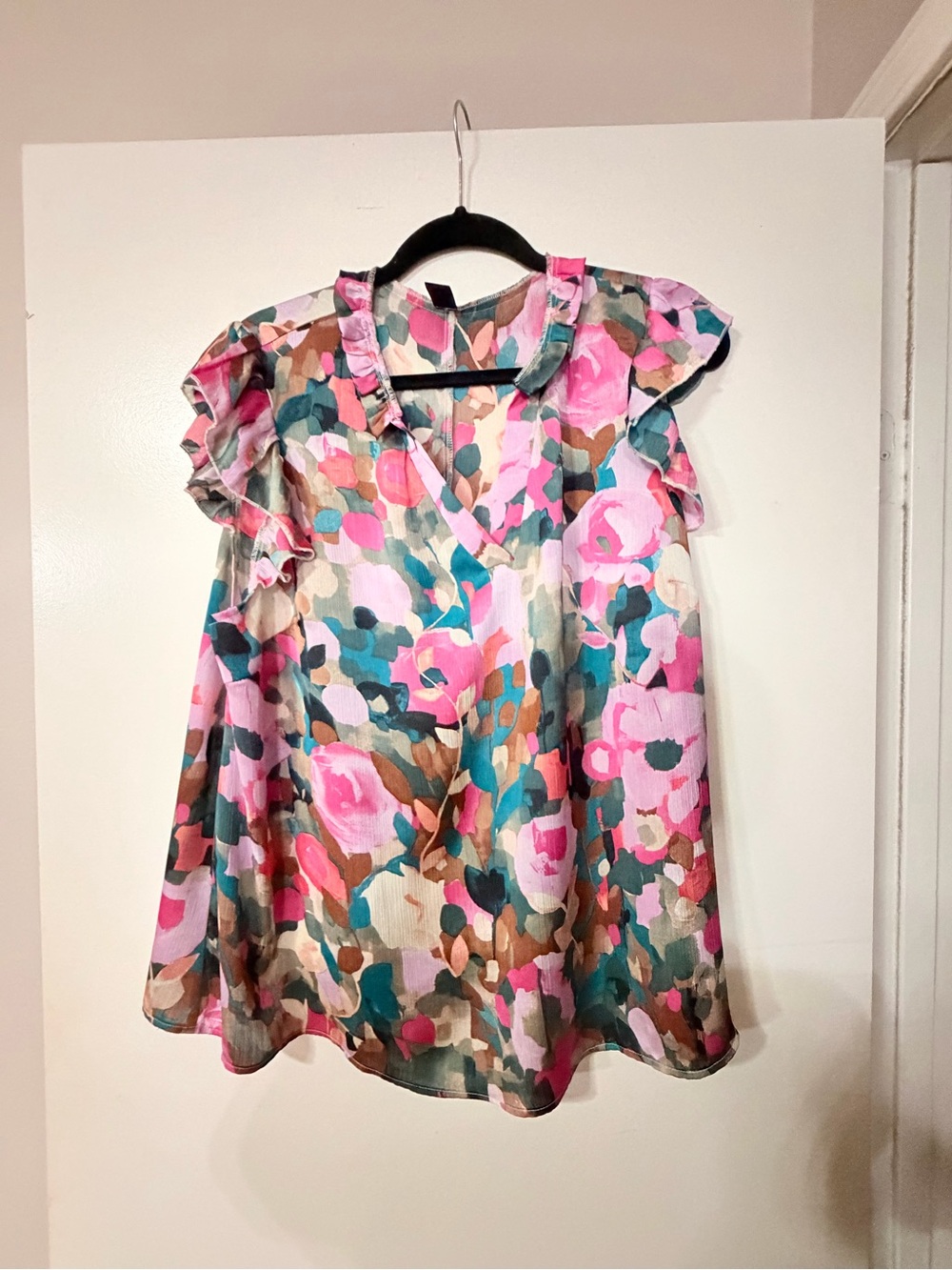 SHEIN Pink Multicolor Floral Ruffle Sleeve V-Neck Blouse